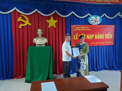 Lễ kết nạp Đảng viên