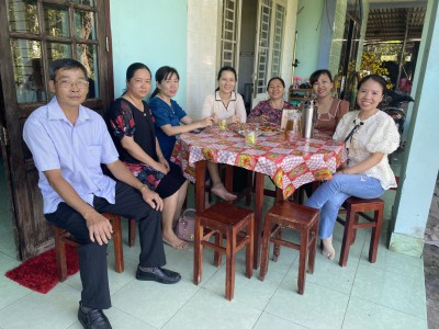 Chúc tết giáo viên và giáo viên hưu trường Tiểu học Tân An hưu trong dịp tết nguyên đán Quý mão 2023