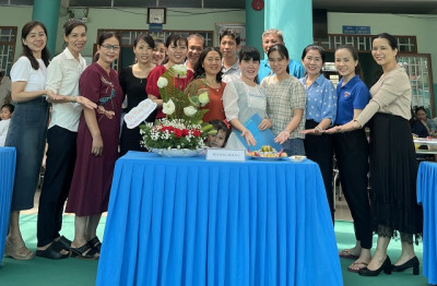 Trường Tiểu học Tân An tổ chức sinh hoạt kỷ niệm 114 năm Ngày Quốc tế Phụ nữ (8/3/1910 – 8/3/2024).