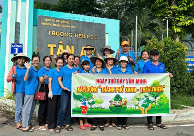 Ngày thứ Bảy văn minh, xây dựng "Thành phố Xanh - Thân thiện" tại trường Tiêu học Tân An