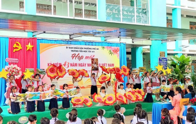 Họp mặt kỷ niệm 43 Ngày nhà giáo Việt Nam 20/11 tại trường Tiểu học Tân An