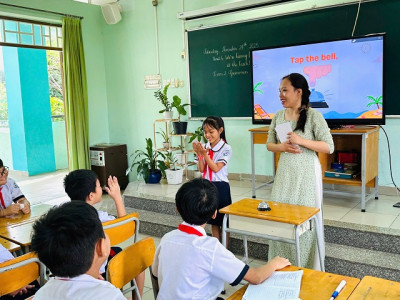 Tiết dạy chuyên đề: “Dạy học thông qua trò chơi kết hợp phương pháp TPR”