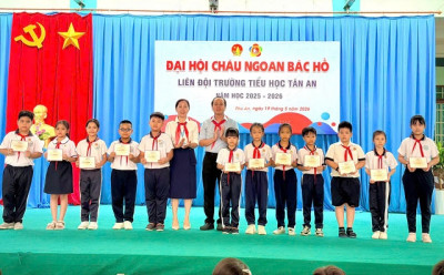 Liên đội Trường Tiểu học Tân An tổ chức Đại hội Cháu ngoan Bác Hồ năm học 2025 – 2026