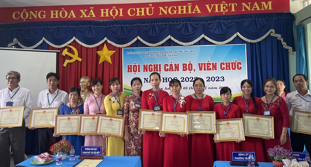 lao dong tien tien
