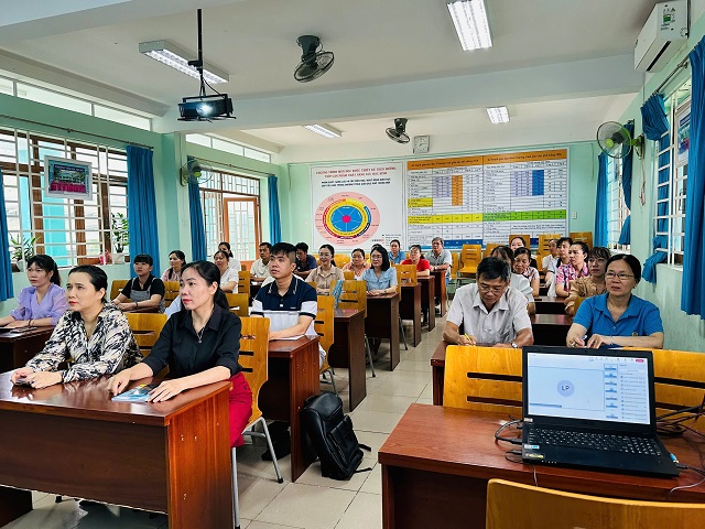 Trường Tiểu học Tân An tham gia bồi dưỡng, tập huấn lý luận chính trị hè năm 2025