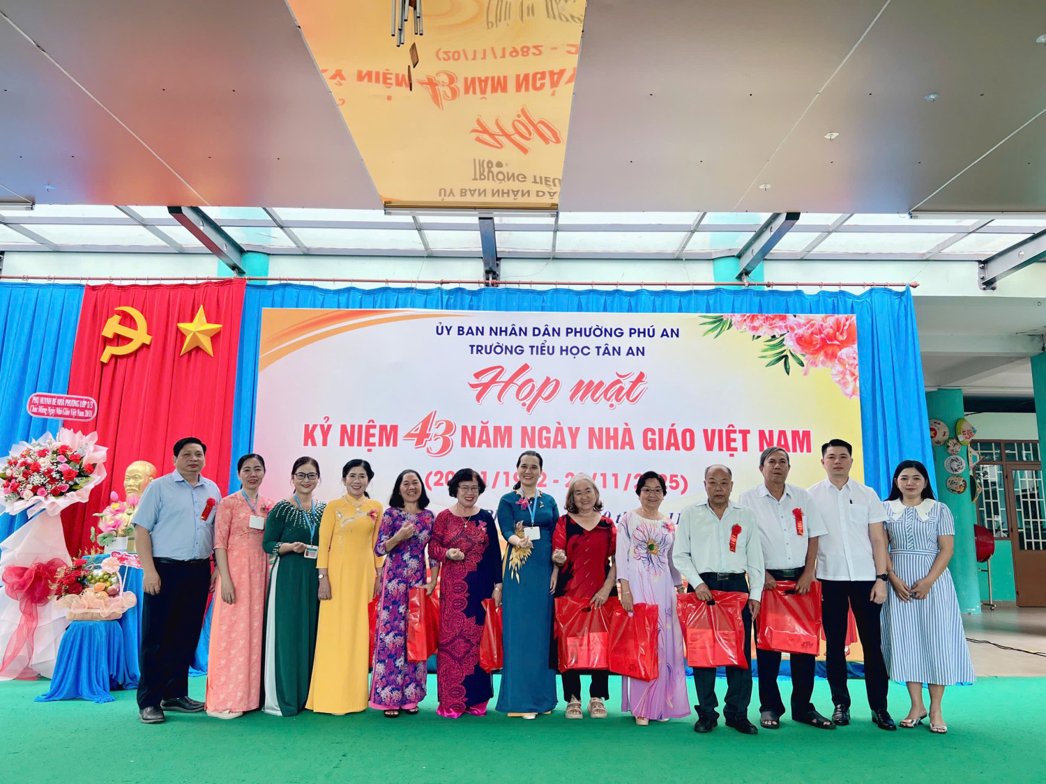 z7243775194279 8030aa037efdb643a32cea856195f7b2